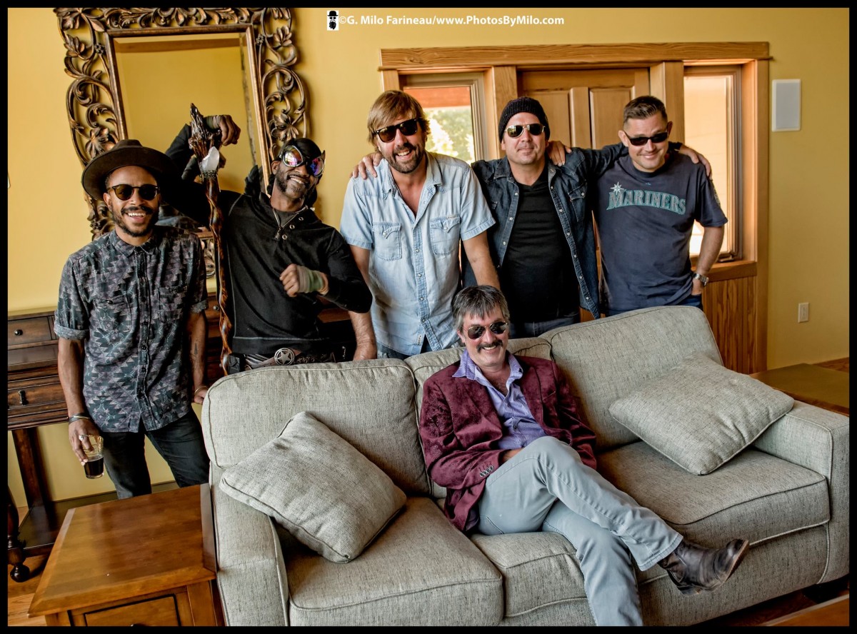 What is Larry Keel Explosion? Interview with Larry Keel at Devils Backbone Hoopla