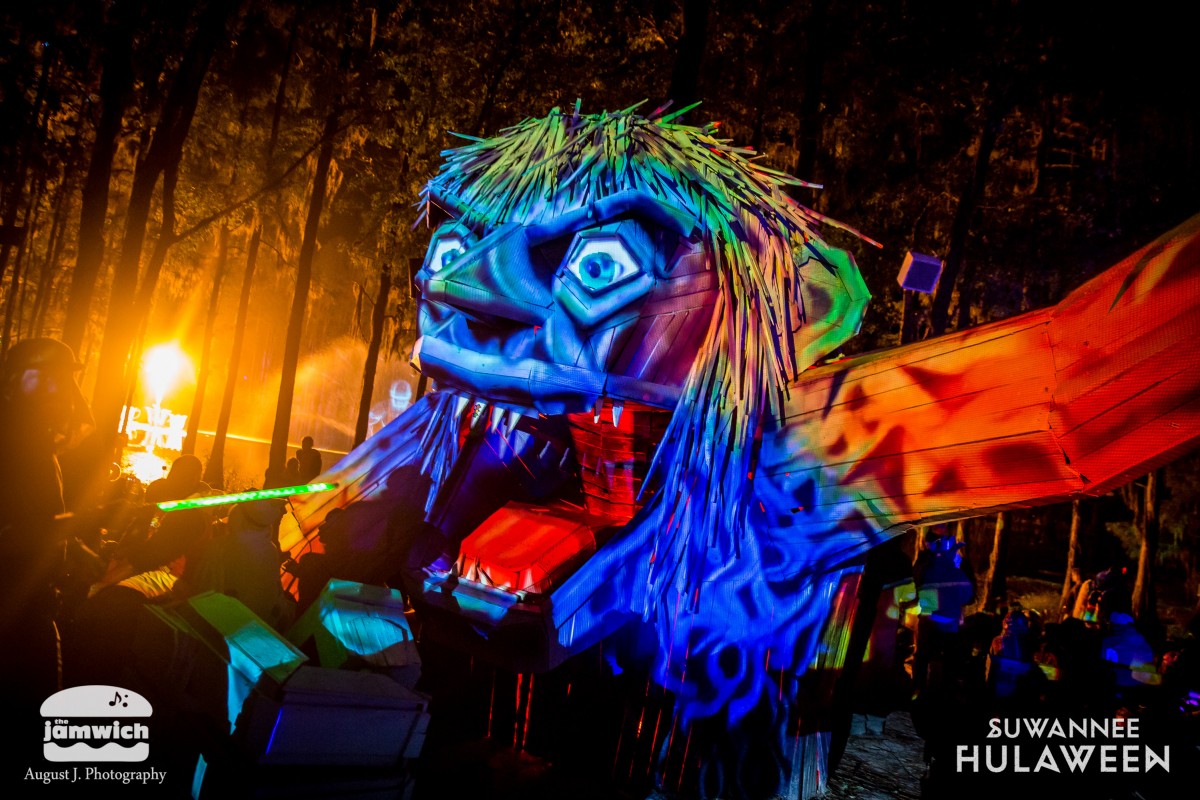 Festival Review: Hulaween 2018 Saturday & Sunday, Surreality To The Forefront