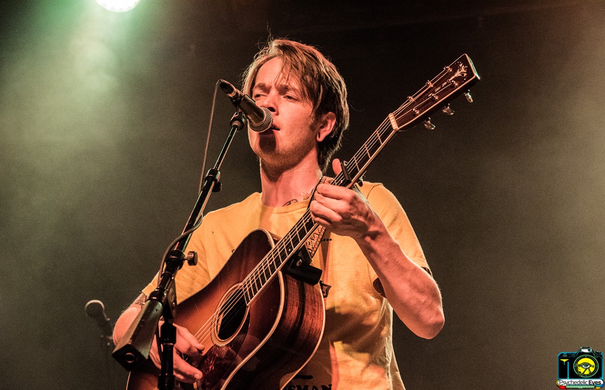 The Story of Strings: The Newest Legendary Flat-picker Billy Strings – Exclusive Interview